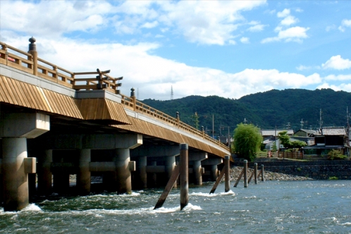 宇治橋